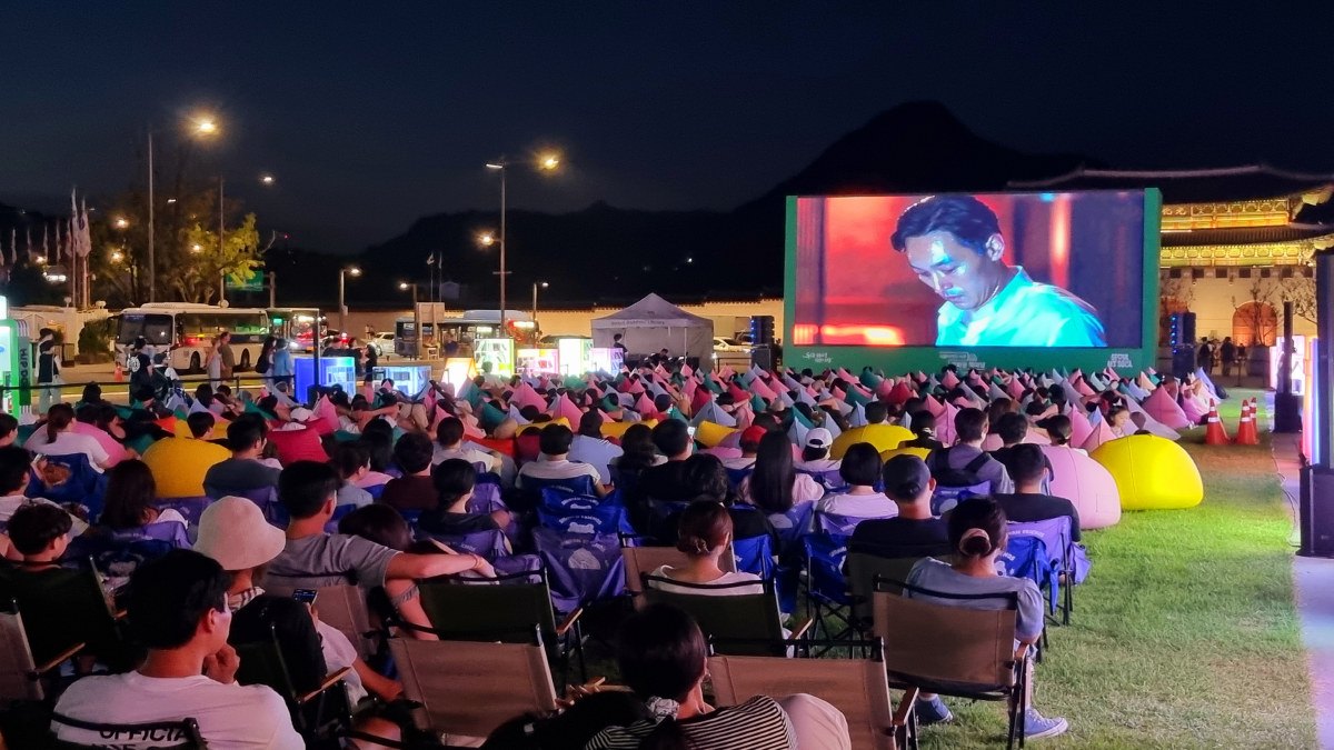 서울야외도서관 광화문 광장 광화문 책마당